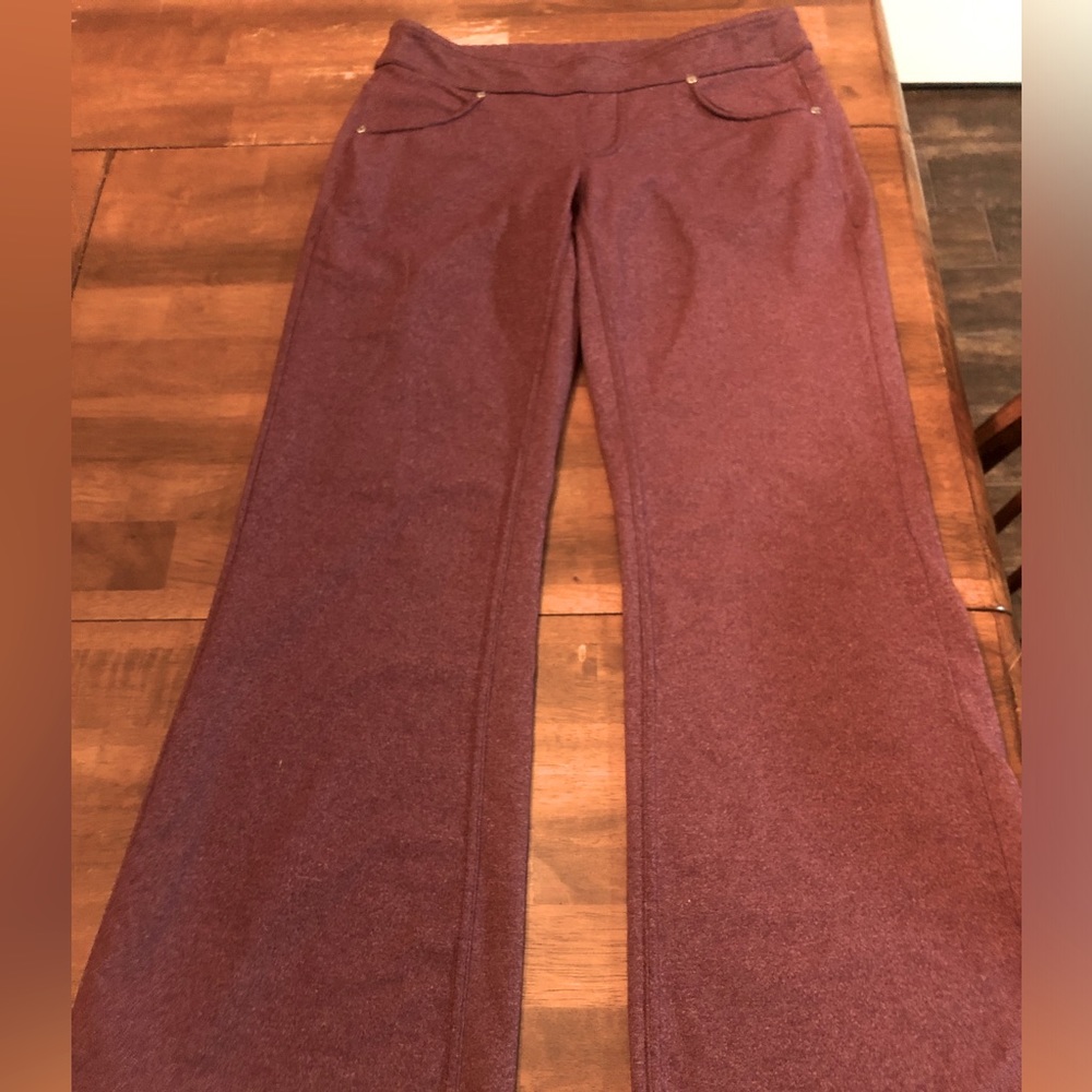 Athleta yoga pants bootcut style euc xs